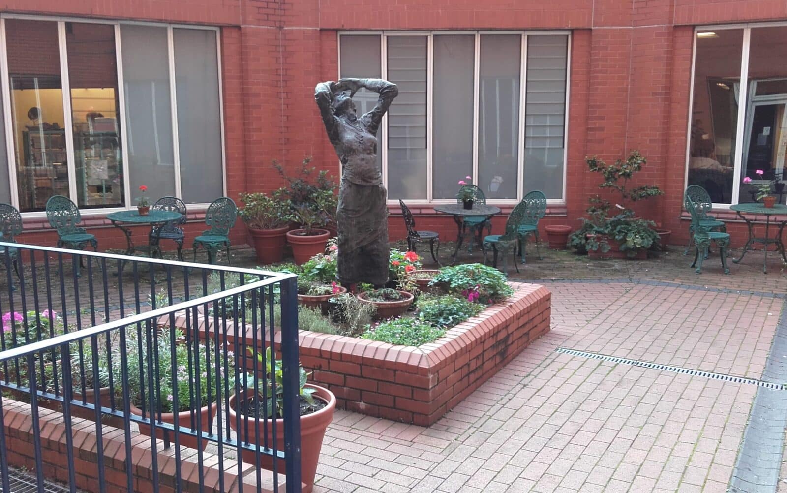 Bristol Precinct Urban Gardens - St Odelias Garden in the Bristol Eye Hospital