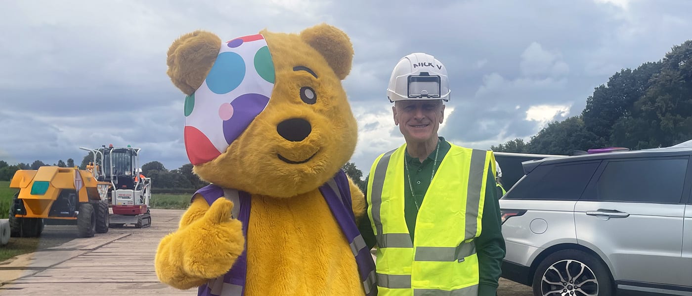 Nick White and Pudsey DIY SOS